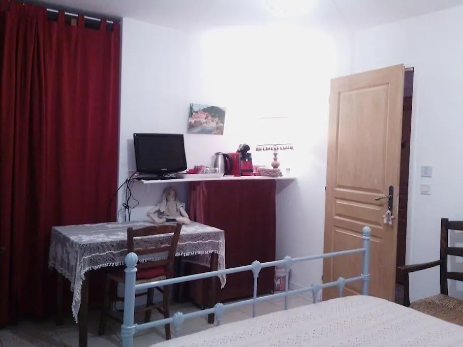 Le Chausse A Bres Chambre D'Hotes 2 Payzac  France